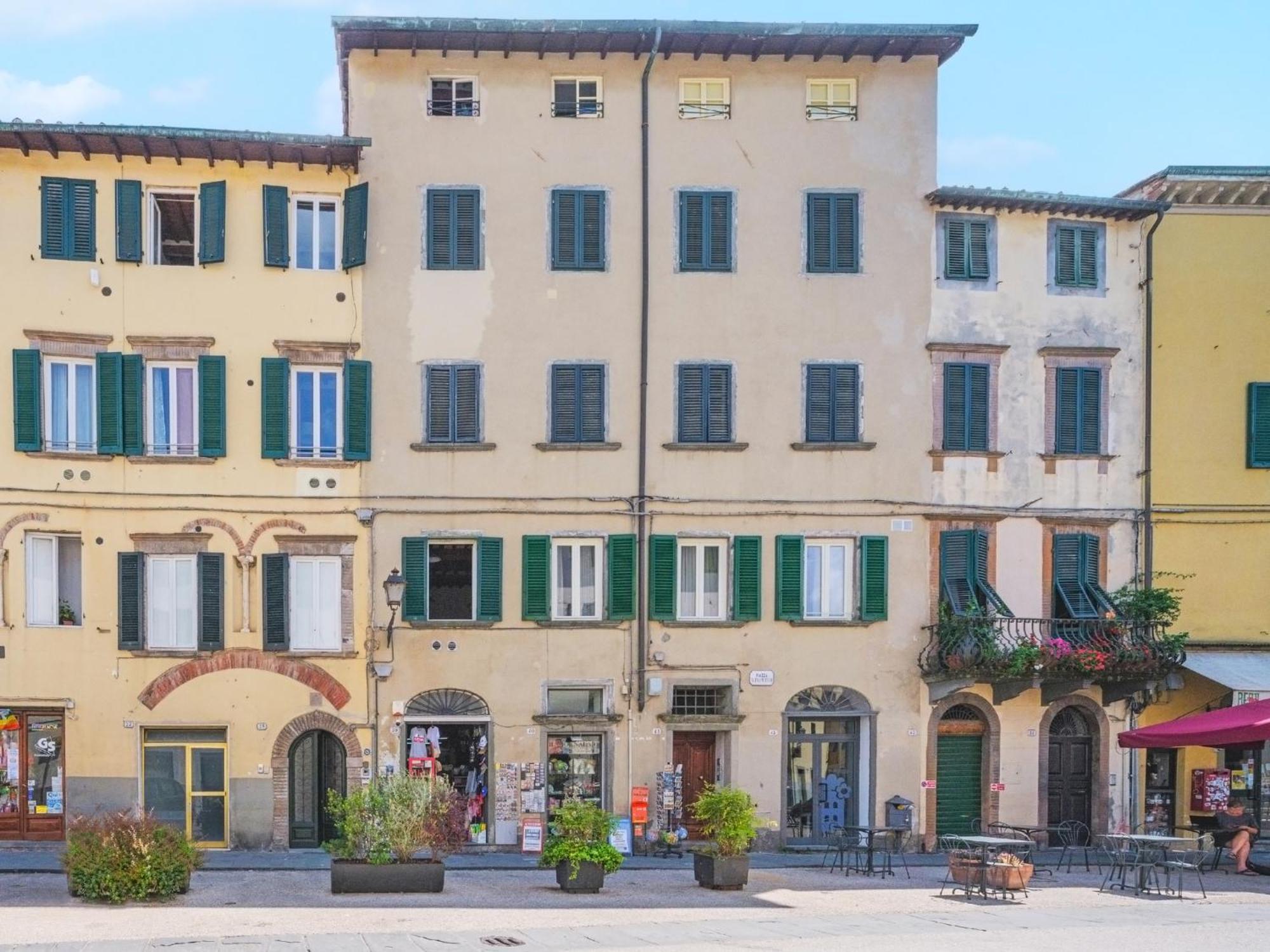 Michael'S Home - Cozy Apartment In The Heart Of ルッカ エクステリア 写真