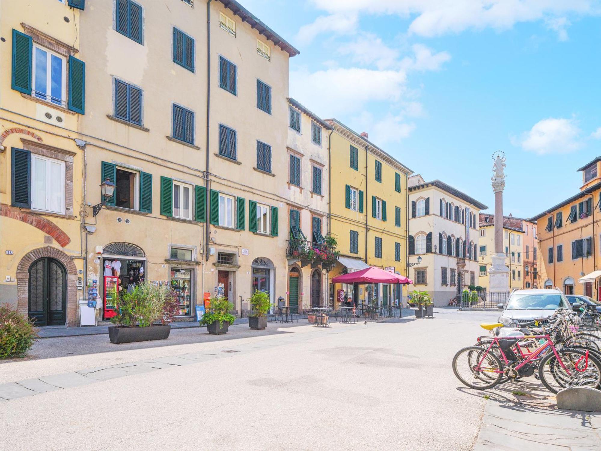 Michael'S Home - Cozy Apartment In The Heart Of ルッカ エクステリア 写真