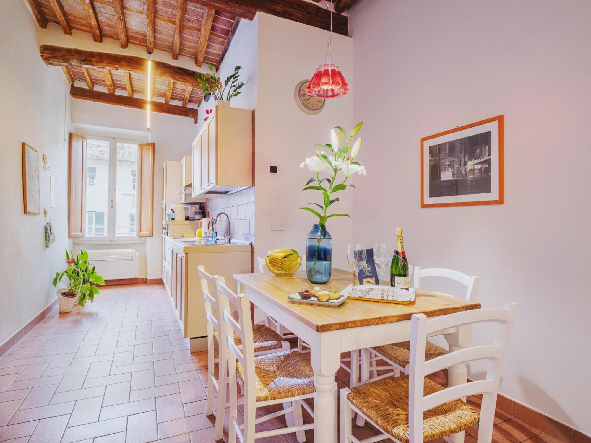 Michael'S Home - Cozy Apartment In The Heart Of ルッカ エクステリア 写真